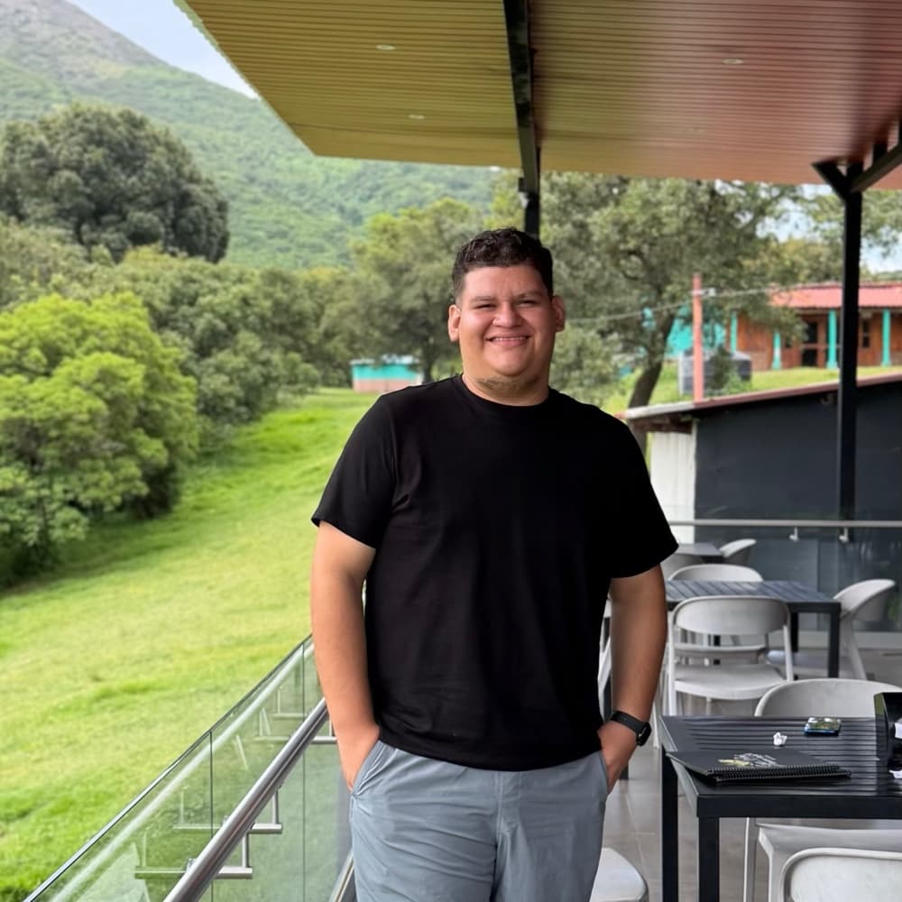 Dennis Landaverde, Software Engineer